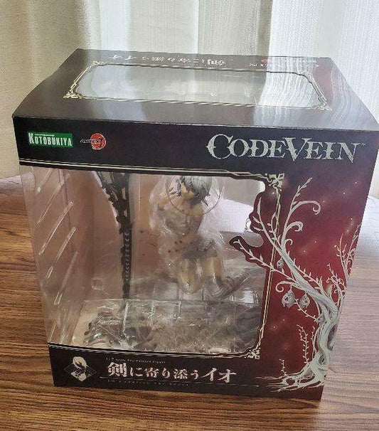 KOTOBUKIYA ARTFX J Figure Code Vein: Io Cuddling The Sword 1/7 Scale