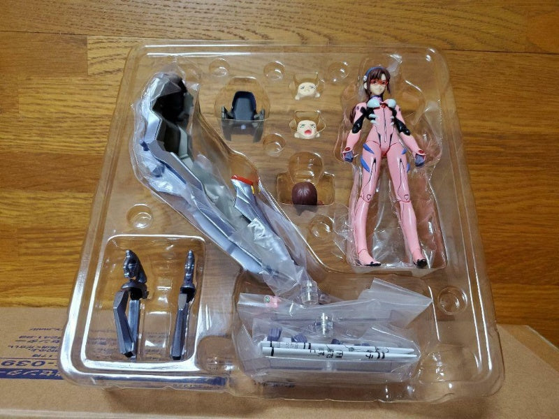 figma Evangelion Makinami Mari Illustrious Plugsuit ver. Figure Max Factory