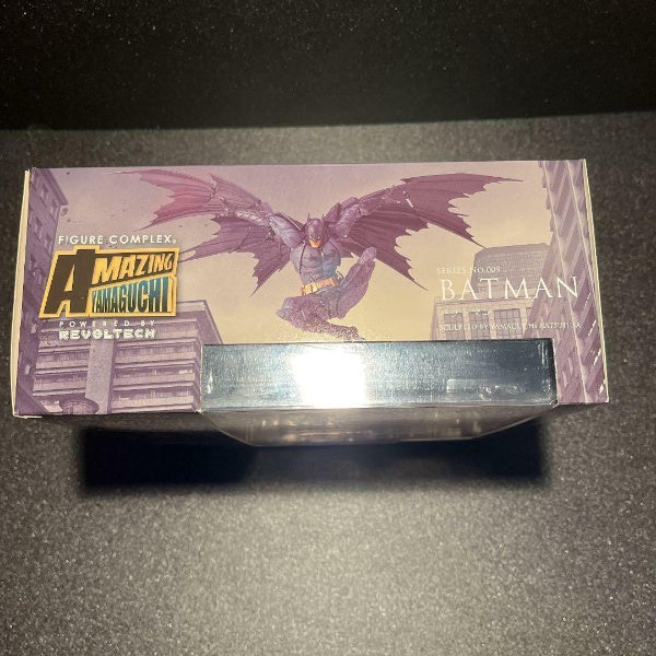Amazing Yamaguchi Batman Revoltech Figure KAIYODO figure complex