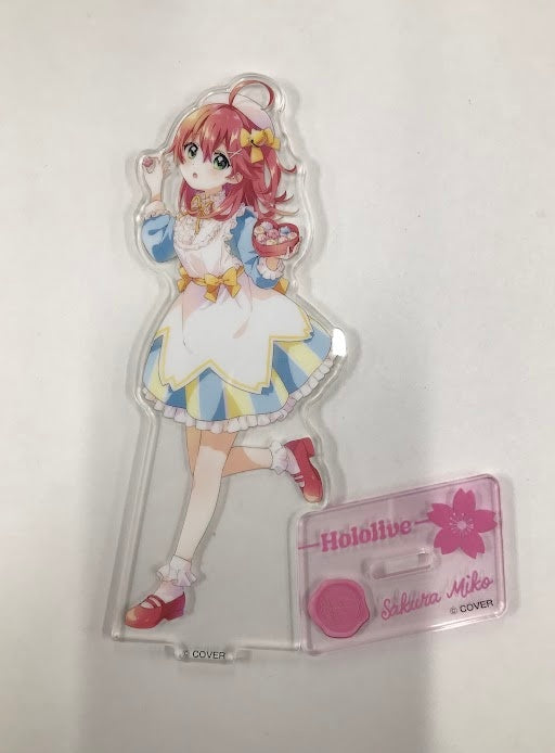 FamilyMart hololive x FamilyMart Holomart Vol.7 Holo White Day Acrylic Stand Miko Sakura