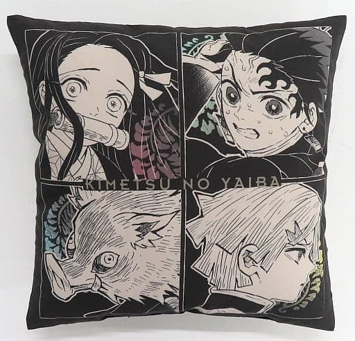 Shueisha cushion, body pillow, main body assembly cushion Demon Slayer Kimetsu no Yaiba Gotoge Koyoharu original painting exhibition