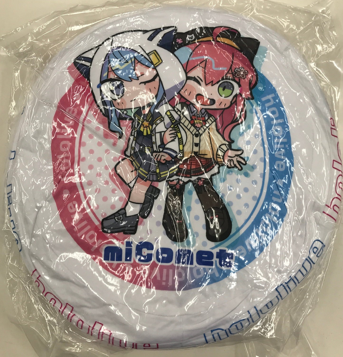 Cover hololive×MOLLY.ONLINE collaboration cushion miComet Sakura Miko Hoshimachi Suisei