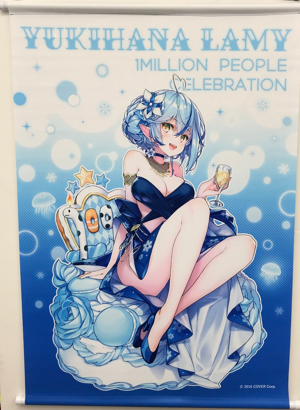 Chugai Mining hololive Yukihana Lamy x Sunshine Aquarium Aquarium B2 Tapestry Yukihana Lamy B