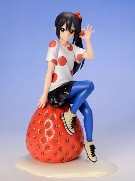 K-ON! Azusa Nakano 1/8 Finished Figure (Kyoto Animation Shop Limited)