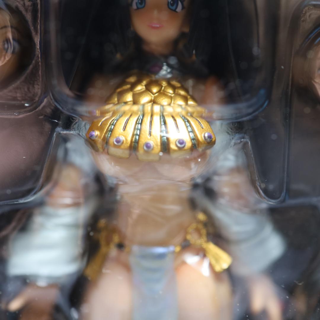 Kaiyodo Queen's Blade Revoltech Menace Figure