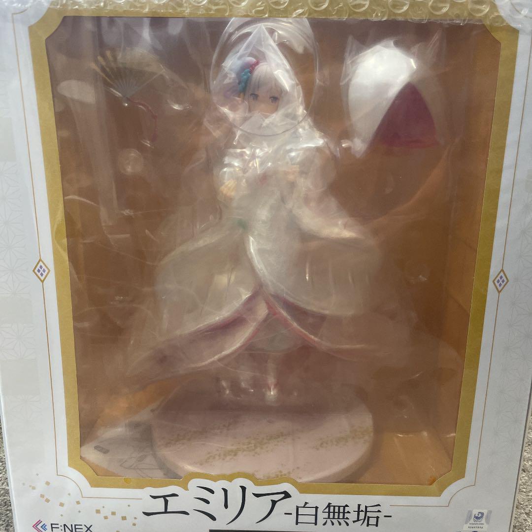 Emilia -Shiromuku-1 / 7 Scale Figure