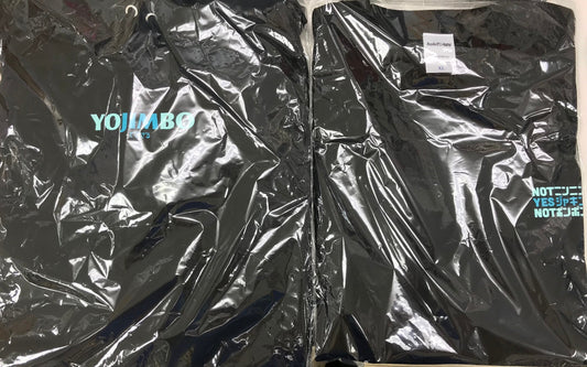 ZOZOTOWN hololivexZOZOTOWN T-shirt hoodie set Kazama Iroha ver