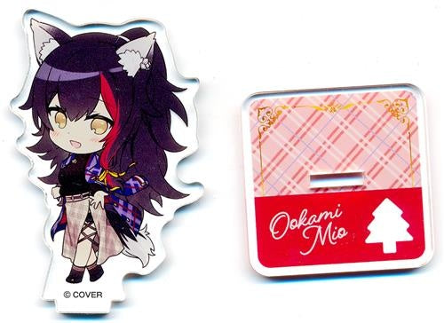 Legs hololive in Hamleys DOKI×2 Rendezvous Deformed Acrylic Stand Ookami Mio