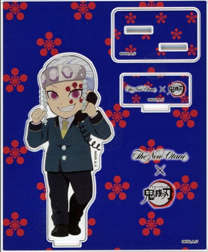 ・ Accessory Tengen Uzui acrylic stand Demon Slayer Kimetsu no Yaiba × Hotel New Otani March limited guest benefits
