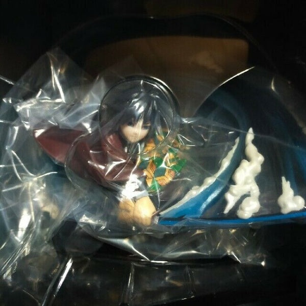 Devil's Blade Ichiban Kuji Last One Award Yoshiyuki Tomioka Figure with Choco
