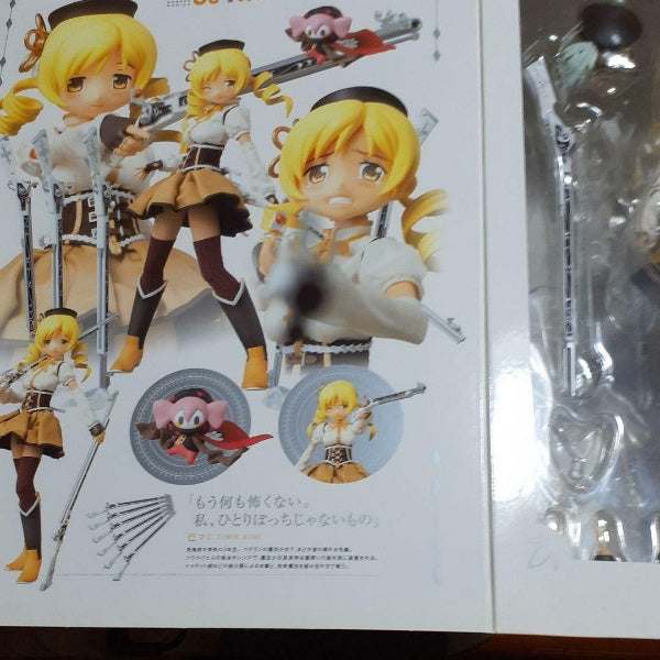 RAH Real Action Heroes Puella Magi Madoka Magica Tomoe Mami Medicom Toy Figure