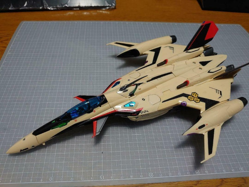 DX Chogokin Macross YF-29 Durandal Valkyrie Isamu machine Figure BANDAI