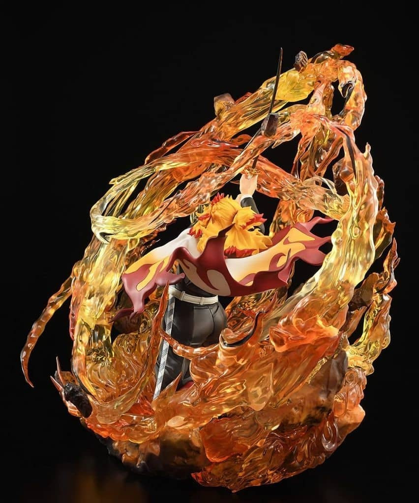 Bell Fine Figure Kyoujurou Rengoku DX Ver. Demon Slayer Kimetsu no Yaiba 1/8 Pre-painted PVC Figure