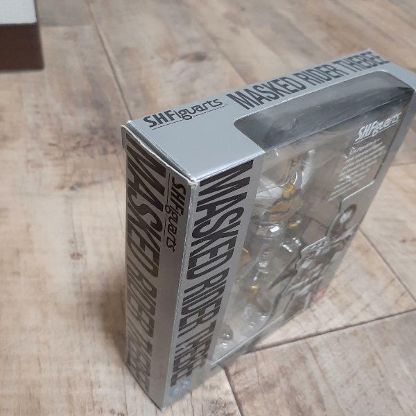 BANDAI S.H.Figuarts Masked Kamen Rider Kabuto THEBEE Action Figure