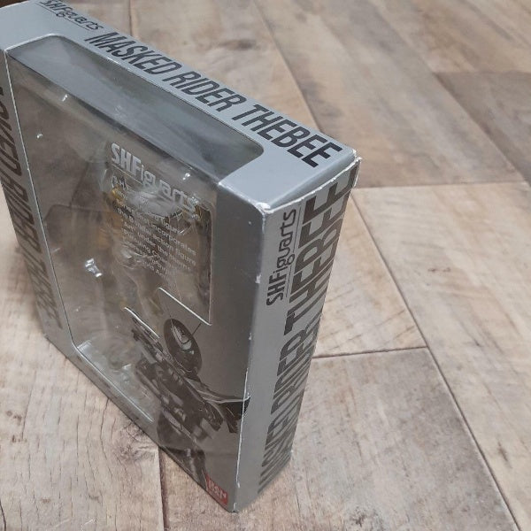 BANDAI S.H.Figuarts Masked Kamen Rider Kabuto THEBEE Action Figure