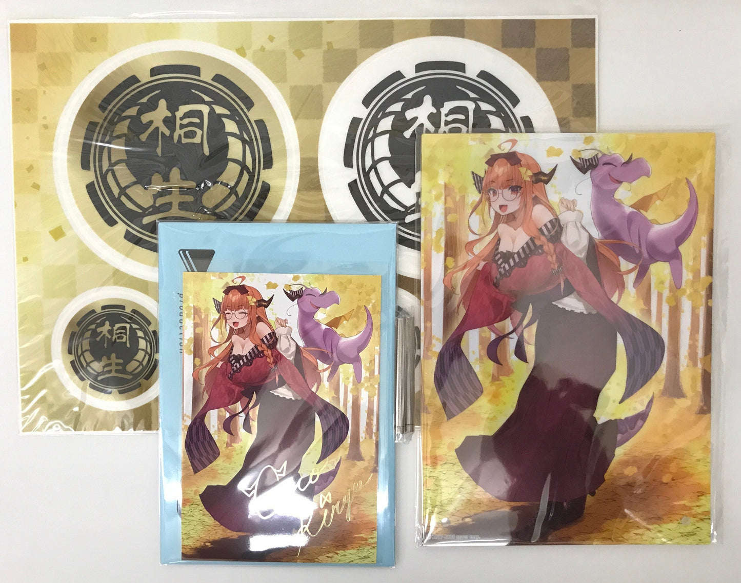 hololive hololive 1st anniversary set with copy Handwritten Signatureed postcard Kiryu Coco