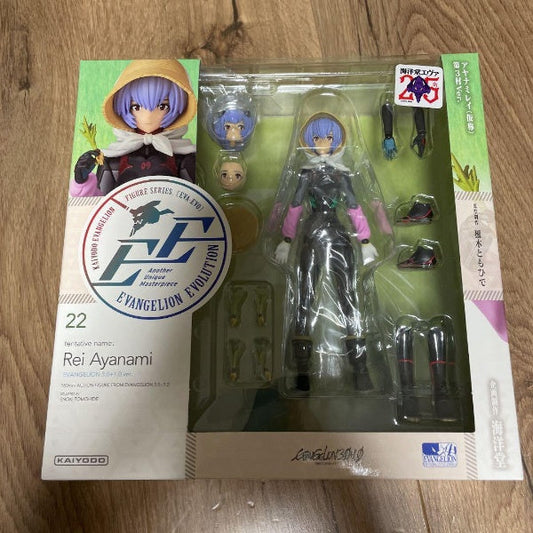 EVANGELION EVOLUTION EV-022 Rei Ayanami 3rd Village Ver. Figure KAIYODO