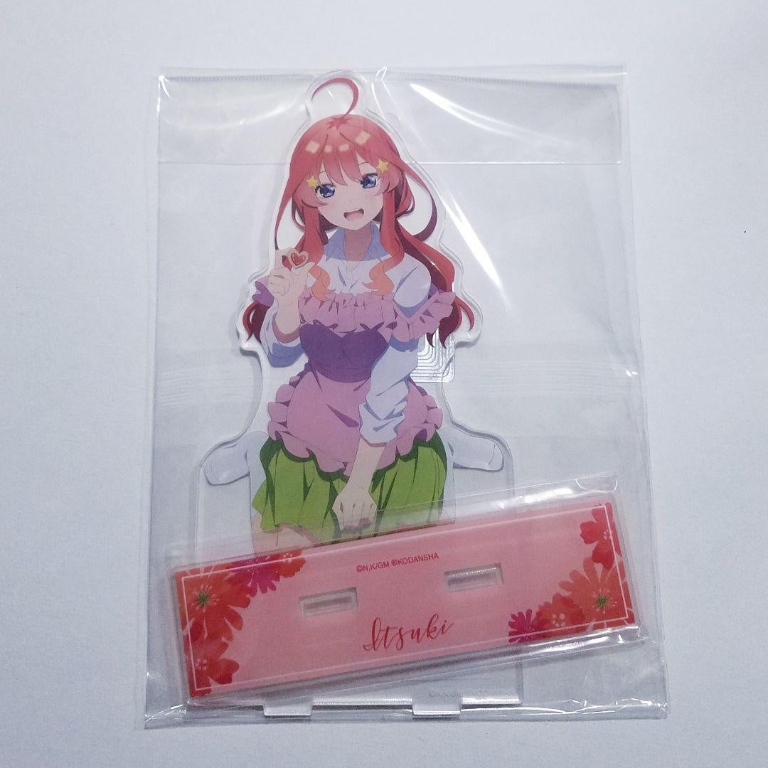 The Quintessential Quintuplets Uniform Apron Extra Large Acrylic Stand May