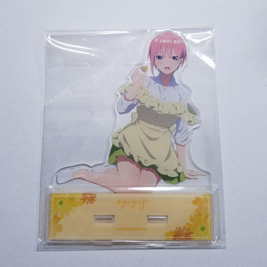 The Quintessential Quintuplets Uniform Apron Extra Large Acrylic Stand Ichika